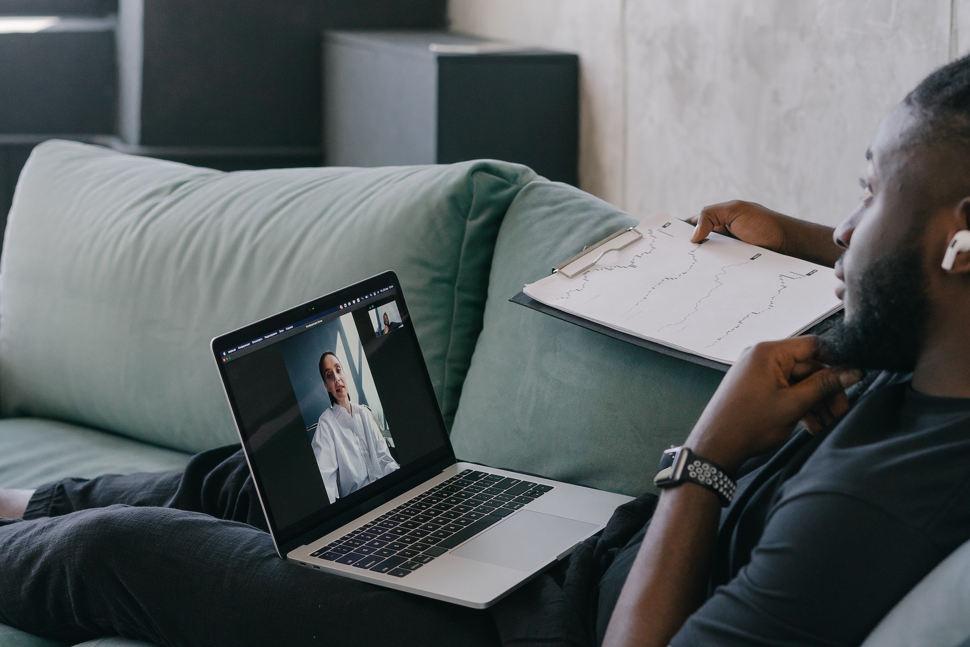 Start an online consulting business